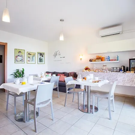 Sun&sardinia 게스트하우스 4*